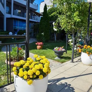 Apartment Devora 1 & Bar & Restaurant, Varna